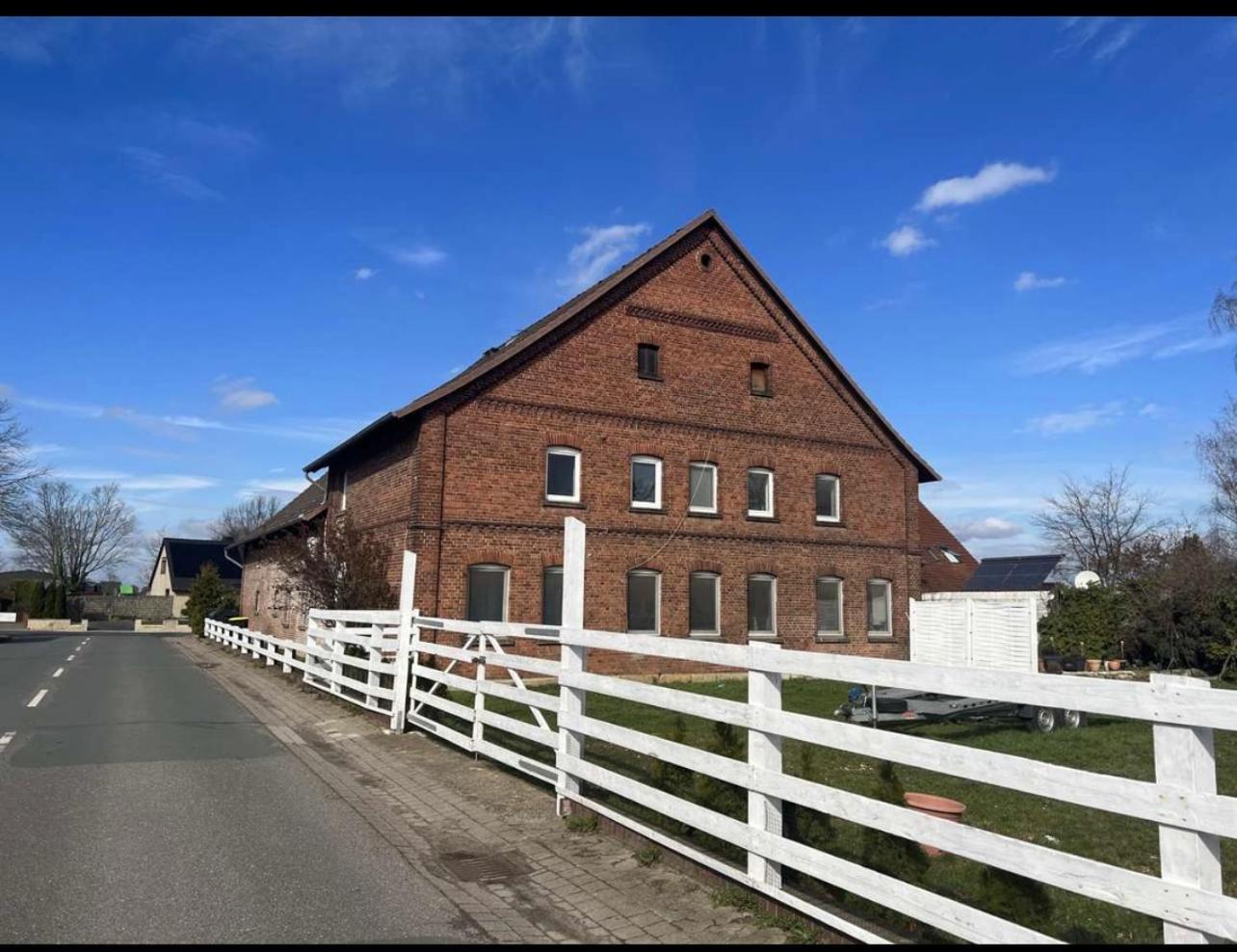 Appartement Beckedorf - Netflix - Klimaanlage - 2 Zimmer - Appartement Mit Einbaukueche Und Modernem Badezimmer! מראה חיצוני תמונה